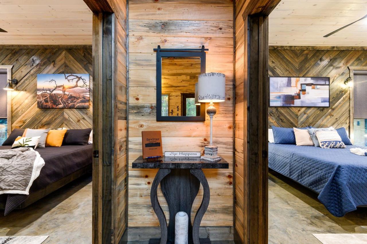 Unwind In Style! *New* Sip And Stay Hideaway Брокен-Боу Экстерьер фото