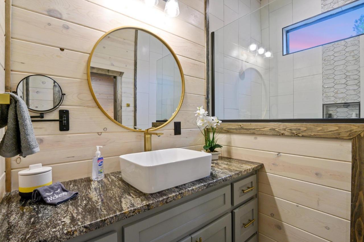 Unwind In Style! *New* Sip And Stay Hideaway Брокен-Боу Экстерьер фото